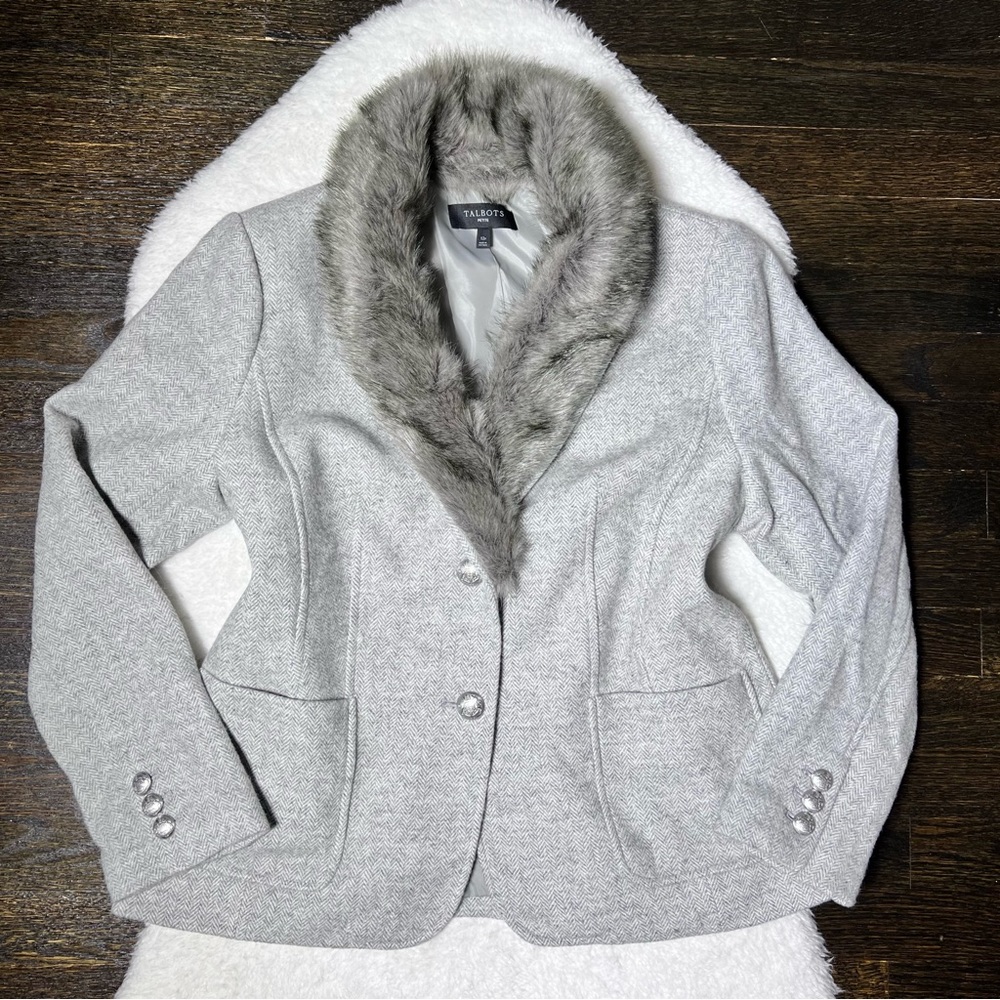 Talbots Petite Gray Wool Blend Classic Shetland Blazer with Fur Trim - Picture 2 of 13
